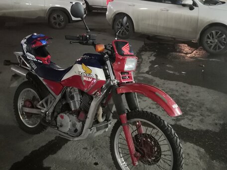 1983 Honda XLV 750, красный, 570000 рублей, вид 3
