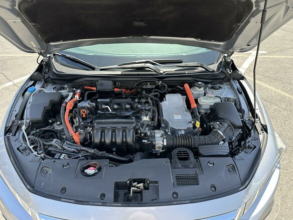 2019 Honda Insight III, серебристый, 1850000 рублей - вид 32