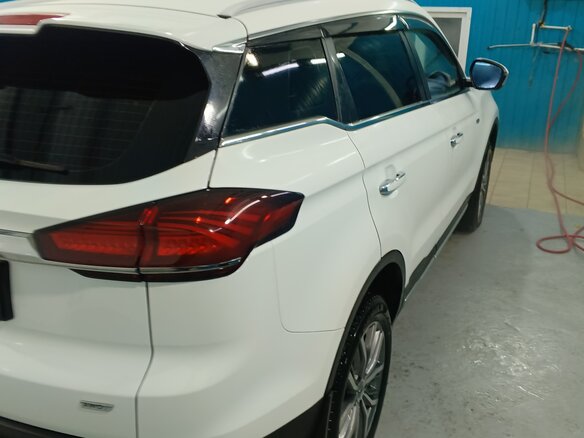 2021 Geely Atlas Pro, белый, 2450000 рублей - вид 12