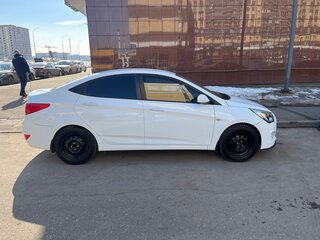 2014 Hyundai Solaris I Рестайлинг, белый, 530000 рублей, вид 5