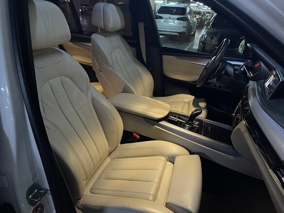 2015 BMW X5 40d III (F15), белый, 3350000 рублей - вид 6