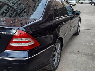 2004 Mercedes-Benz C-Класс 230 II (W203), синий, 750000 рублей, вид 4