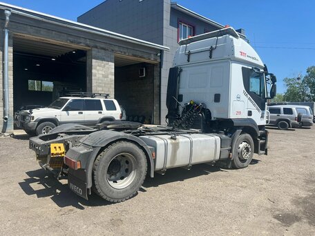 2012 Iveco Stralis, белый, 3500000 рублей, вид 4