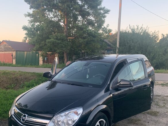 2011 Opel Astra H Рестайлинг, чёрный, 699999 рублей - вид 3