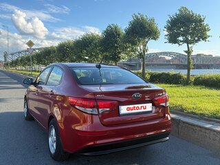 2017 Kia Rio III Рестайлинг, красный, 1250000 рублей, вид 5
