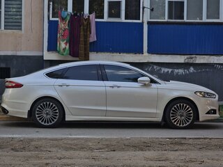 2015 Ford Mondeo V, белый, 1700000 рублей, вид 2