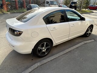 2007 Mazda 3 I (BK) Рестайлинг, белый, 570000 рублей, вид 4