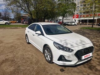 2019 Hyundai Sonata VII (LF) Рестайлинг, белый, 1850000 рублей, вид 5