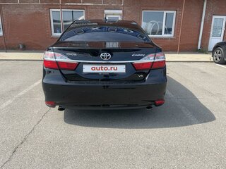 2016 Toyota Camry VII (XV50) Рестайлинг, чёрный, 2250000 рублей, вид 3