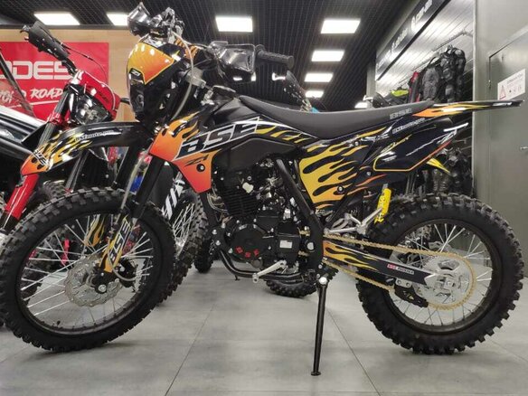 2024 BSE Z1, чёрный, 166490 рублей