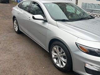 2019 Chevrolet Malibu IX Рестайлинг, серебристый, 1900000 рублей, вид 5