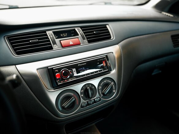 2004 Mitsubishi Lancer Evolution VIII, чёрный - вид 26