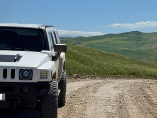 2008 Hummer H3, белый, 2100000 рублей, вид 2
