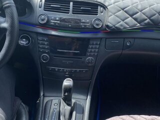 2008 Mercedes-Benz E-Класс 200 III (W211, S211) Рестайлинг, чёрный, 950000 рублей, вид 3
