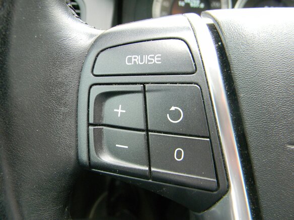 2012 Volvo XC60 I, чёрный - вид 11