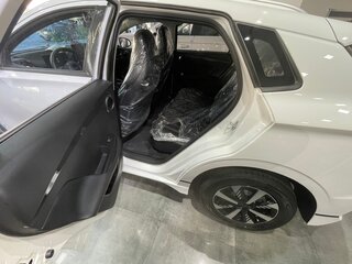 2024 BYD E2 I Рестайлинг, белый, 2000000 рублей, вид 5