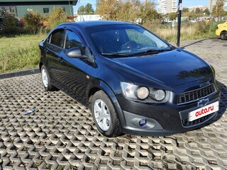 2013 Chevrolet Aveo II, чёрный, 650000 рублей, вид 2
