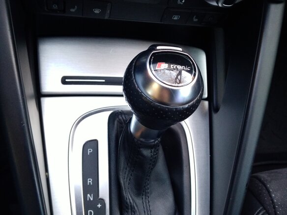 2011 Audi A3 II (8P) Рестайлинг 2, чёрный, 1000000 рублей - вид 1