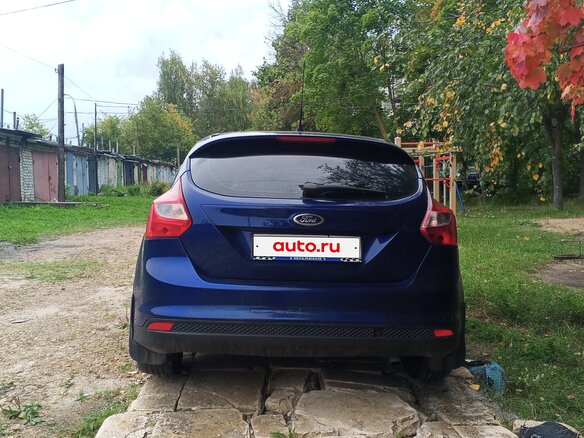 2014 Ford Focus III, синий, 700000 рублей - вид 8