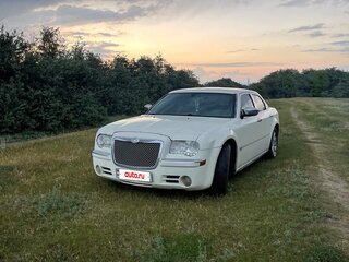 2004 Chrysler 300C I, белый, 1450000 рублей, вид 1