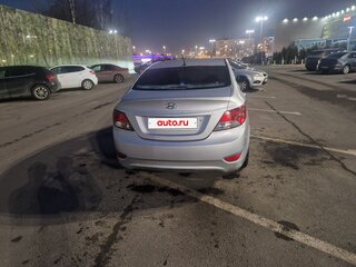 2012 Hyundai Solaris I, серебристый, 699999 рублей, вид 2