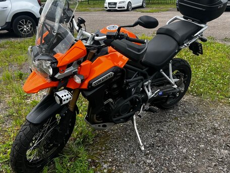2015 Triumph Tiger 1200, оранжевый, 1010000 рублей, вид 3