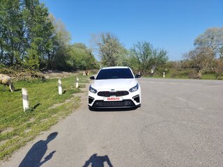 2019 Kia Cerato IV, белый, 2350000 рублей, вид 2