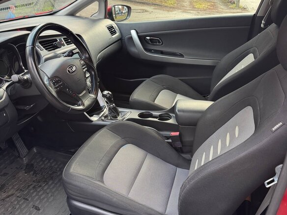 2013 Kia Ceed II, красный, 890000 рублей - вид 7