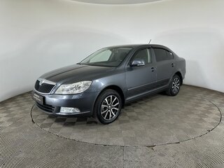 2012 Skoda Octavia II (A5) Рестайлинг, серый, 600000 рублей, вид 1