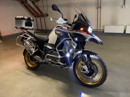 2021 BMW R 1250 GS Adventure, белый, 2600000 рублей, вид 4