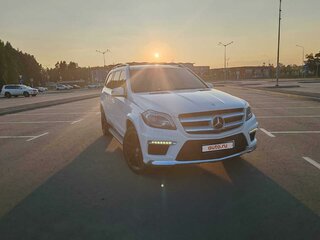 2015 Mercedes-Benz GL-Класс 400 II (X166), белый, 3900000 рублей, вид 3