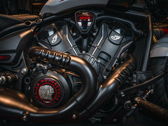 2025 Indian Scout, белый - вид 16