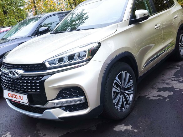 2020 Chery Tiggo 8 I, золотистый, 1650000 рублей