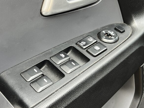 2011 Kia Sportage III, коричневый, 1250000 рублей - вид 21