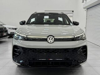 2026 Volkswagen Tiguan L Pro III (China Market), бежевый, 5099000 рублей, вид 2