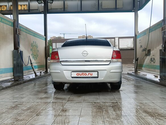 2010 Opel Astra H Рестайлинг, серебристый, 500000 рублей - вид 5