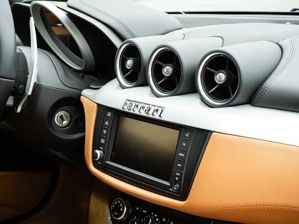 2011 Ferrari FF, чёрный - вид 28