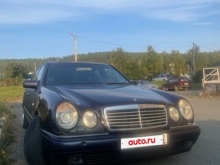 1998 Mercedes-Benz E-Класс 240 II (W210, S210), фиолетовый, 749000 рублей, вид 4