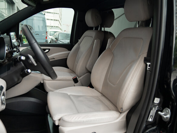2023 Mercedes-Benz V-Класс Extra Long 300 d экстра длинный III (W447) Рестайлинг, чёрный, 12390000 рублей - вид 16