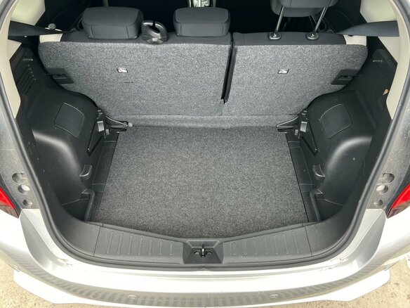 2020 Nissan Note II Рестайлинг, серебристый, 949000 рублей - вид 12