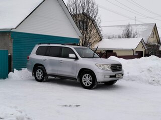 2010 Toyota Land Cruiser 200 Series, серебристый, 2870000 рублей, вид 1