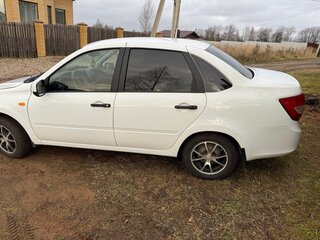 2016 Lada (ВАЗ) Granta I, белый, 405000 рублей, вид 4