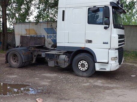 2009 DAF XF 105, белый, 2350000 рублей, вид 4