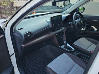 2021 Toyota Yaris Cross I, белый, 2300000 рублей, вид 5