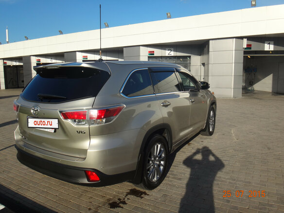 2014 Toyota Highlander III (XU50), бежевый, 3450000 рублей - вид 1