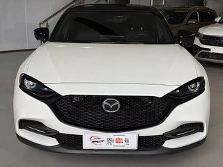 2022 Mazda CX-4 I Рестайлинг, белый, 2347000 рублей, вид 2