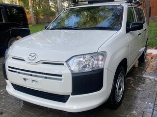 2019 Mazda Familia XP16, белый, 1350000 рублей, вид 2