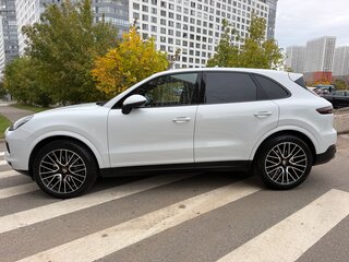 2018 Porsche Cayenne III, белый, 4590000 рублей, вид 4