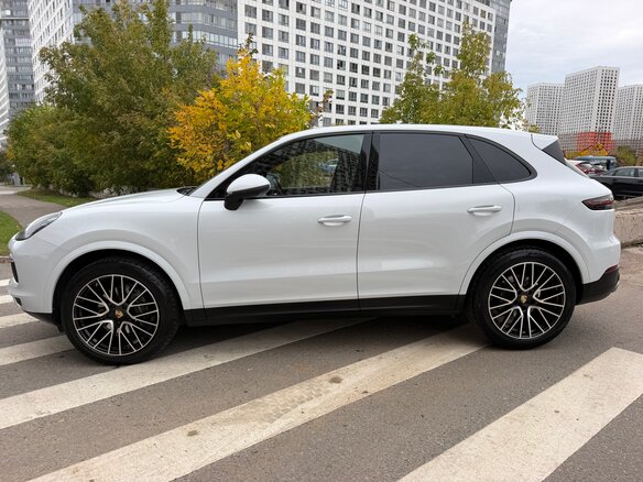 2018 Porsche Cayenne III, белый - вид 3