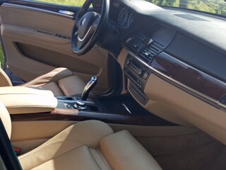 2007 BMW X5 48i II (E70), серый, 1700000 рублей, вид 4
